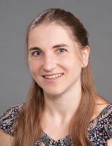 Eva Bach