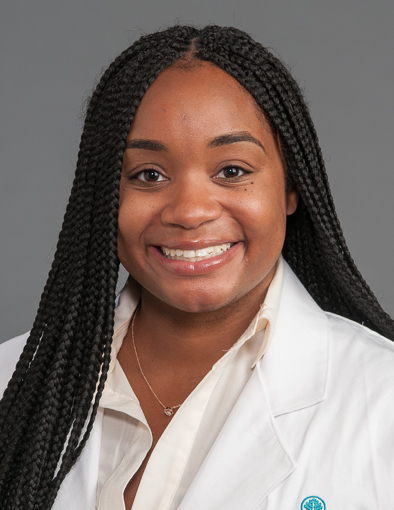 Iyanna Damanze, DPM